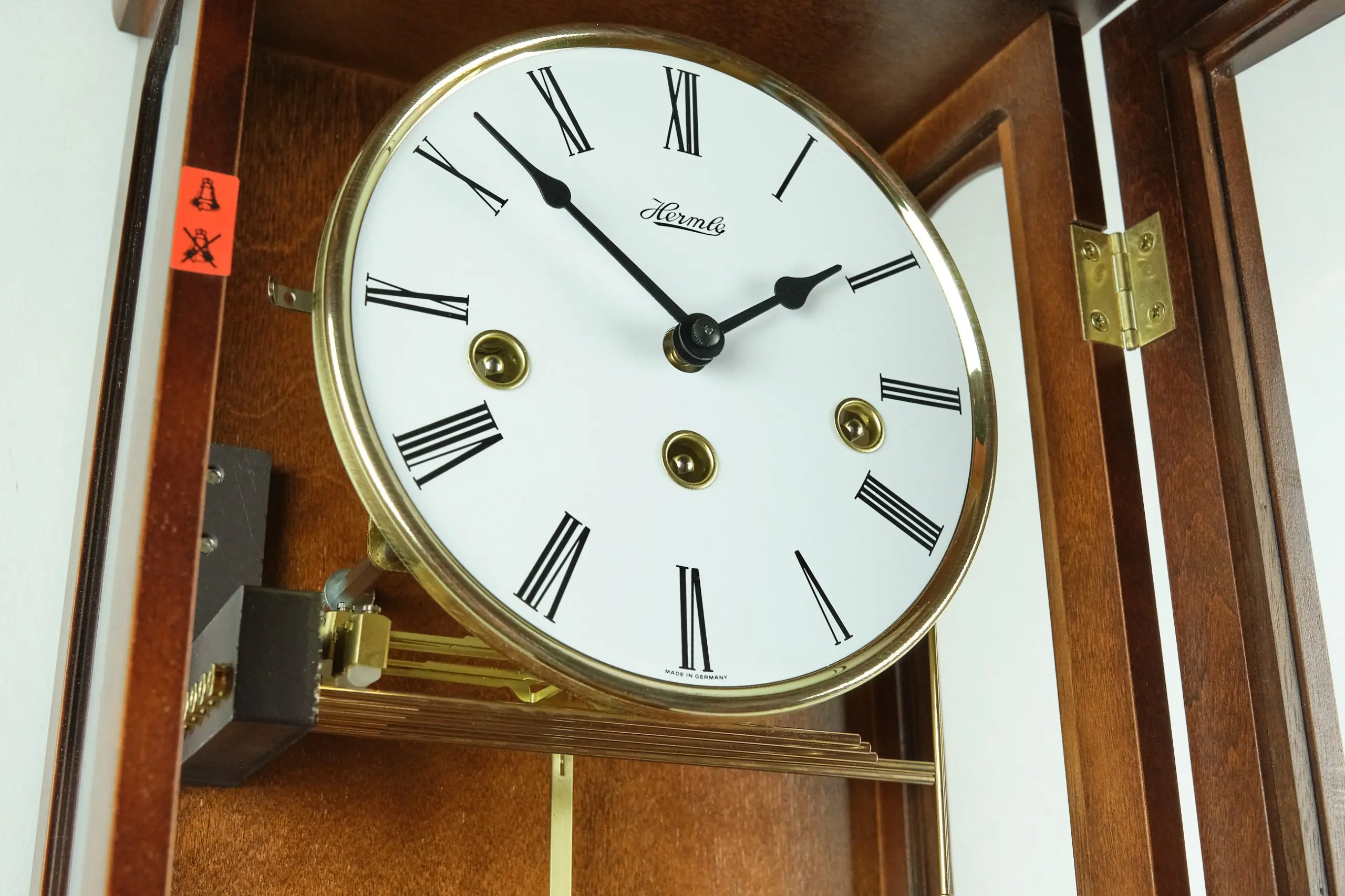 71001-030341 Isabella / Wanduhr